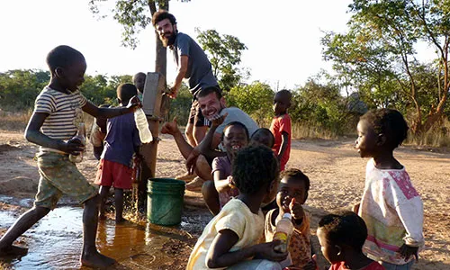 Another Kind of Education – travelling overland through Sahara in your own bus.